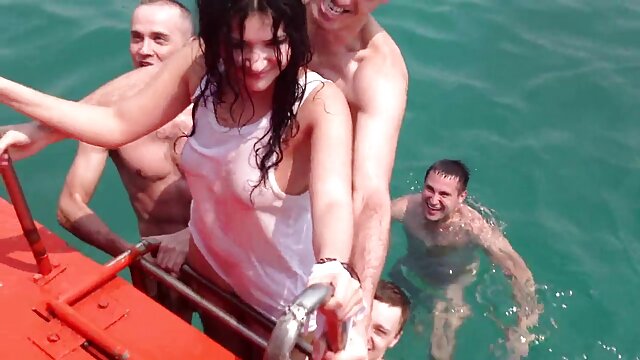 uma mulher mais velha leva os adolescentes video porno legendado em portugues à bbc antes do maridinho
